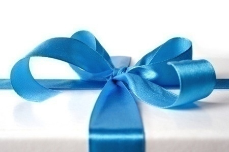 gift_blue_ribbon
