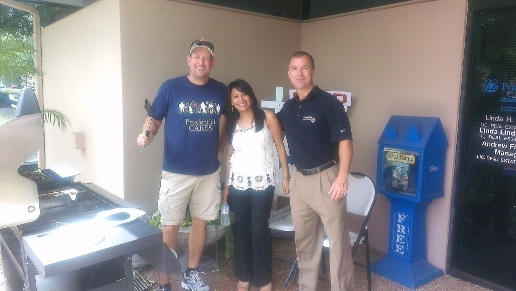 PNR Agent Cookout - Andy Fletcher, Nicole Sherman and Kelly O'Brien