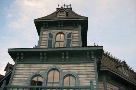 haunted_residence