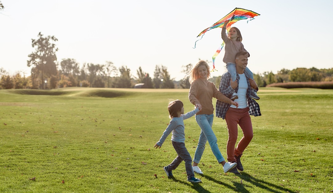 4 Outdoor Spring Activities for Warm Weather Family Fun