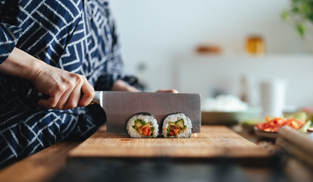 https://www.rismedia.com/wp-content/uploads/2023/08/close-up-photo-of-woman-hands-cutting-sushi-rolls.jpg_s1024x1024wisk20cymdcfEl-DkspAni0QwY4j6W1oBXAhVDMge-Xreq4rTU.jpg